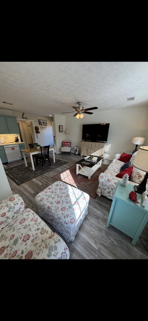 Building Photo - Available Now - 131 West Winds Drive in Aiken