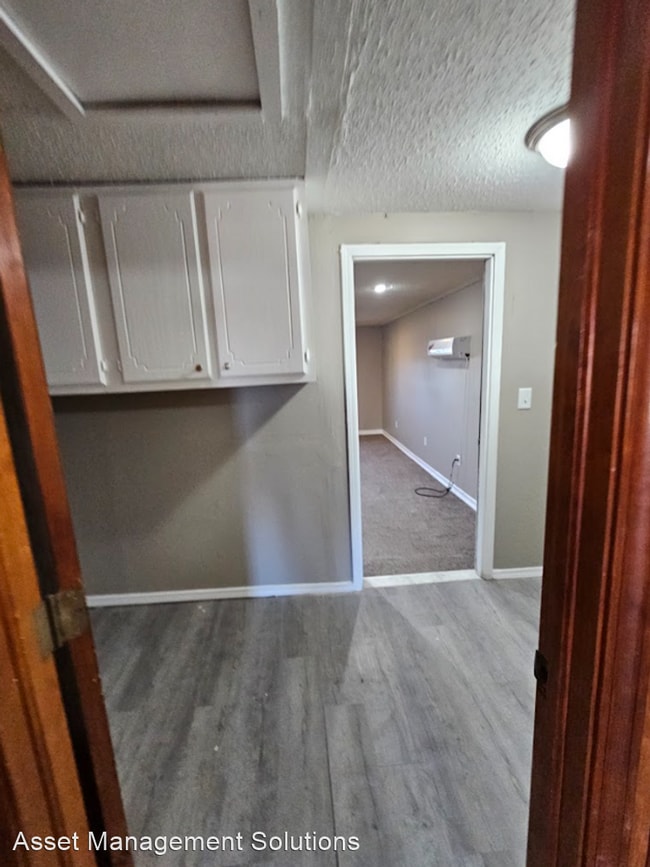 Building Photo - 4 br, 1.5 bath House - 229 NW 87th St.