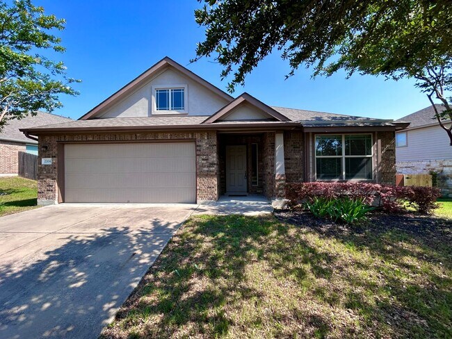 Foto del edificio - 2204 Tranquility Ln