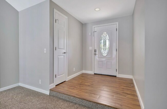 Foto del edificio - 1017 Rolling Meadow Dr