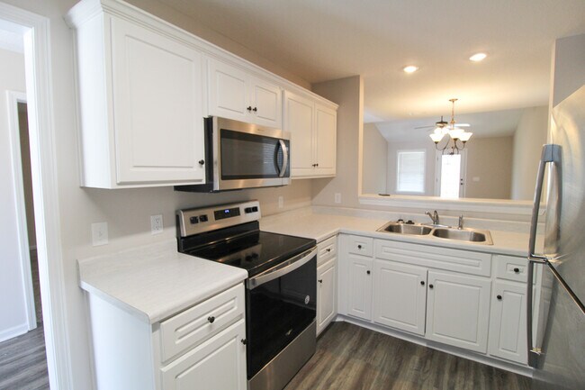 Foto del edificio - 419 Andover Dr