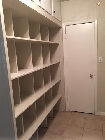 Foto del edificio - 413 Glenhaven Dr