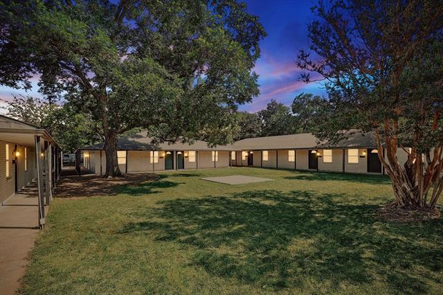 Foto principal - 614 W Heard St