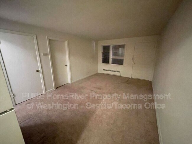 Building Photo - 3057 63rd Ave SW