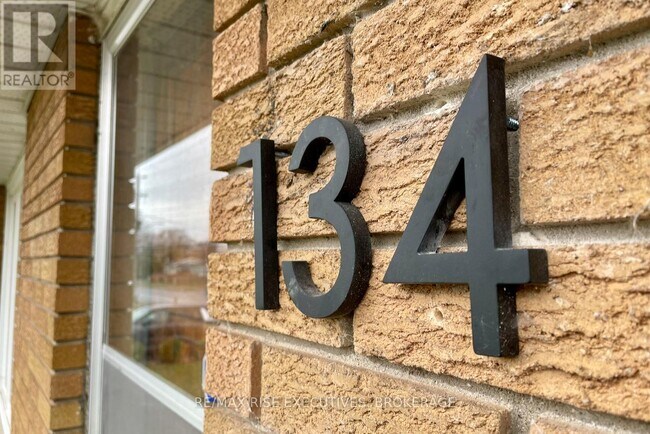 Photo du bâtiment - 134 Weller Ave