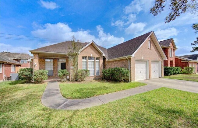 Foto del edificio - 13130 Georgetown Dr