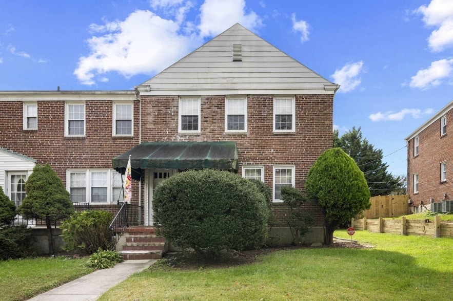 Photo - 1728 Aberdeen Road Unit 2