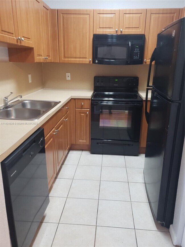 Foto del edificio - 1401 S Santa Catalina Cir