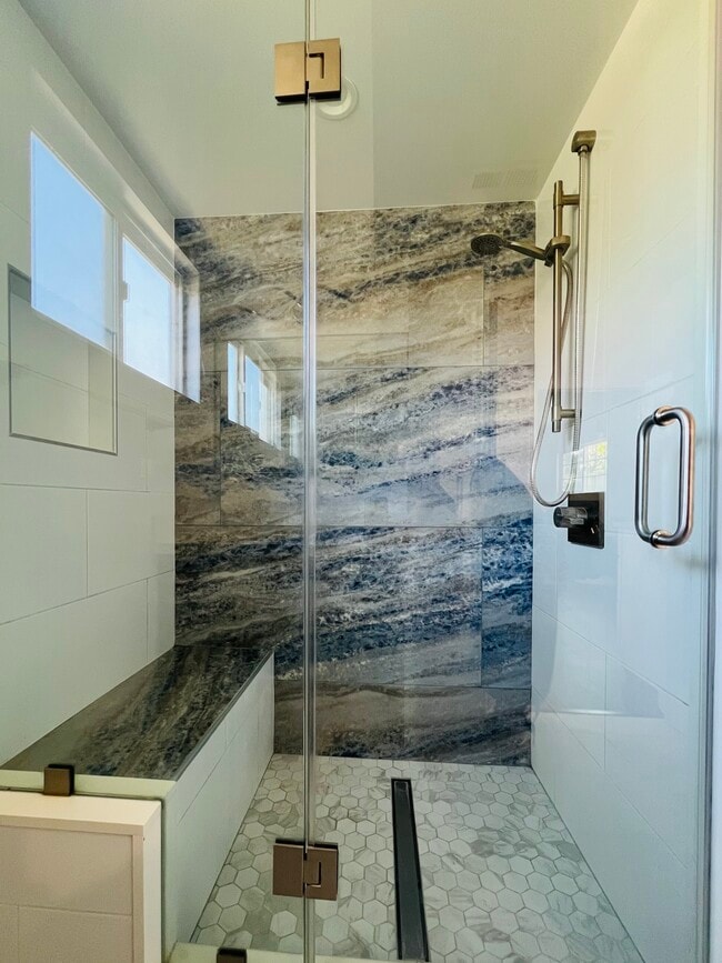 Foto del edificio - 1537 Deerhaven Dr