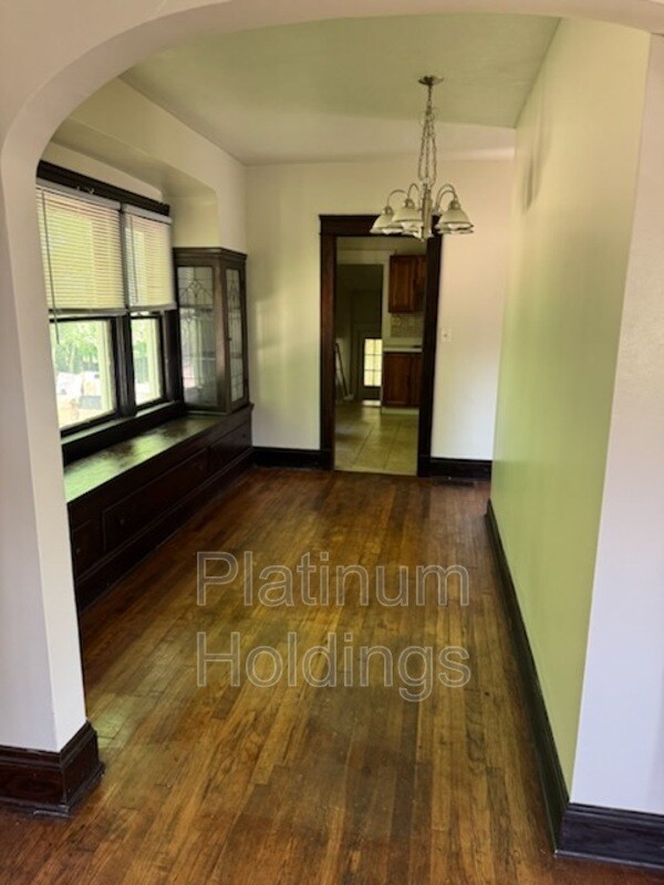 Foto del edificio - 11915 Andover Blvd