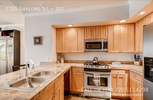 Foto del edificio - 1705 N Gaylord St
