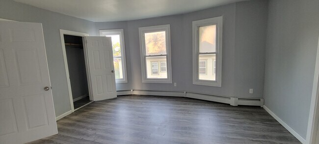 Dormitorio 1 - 118 Warrenton Ave