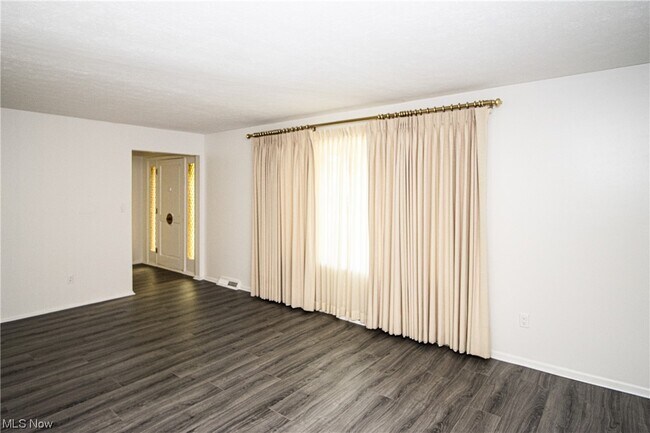 Foto del edificio - 3640 Chrisfield Dr