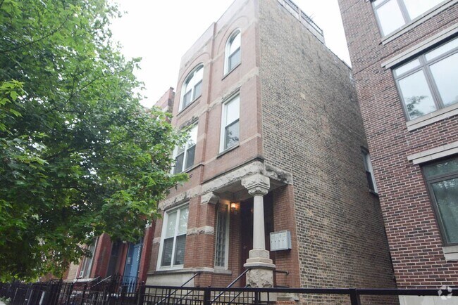 Building Photo - 2637 W Potomac Ave