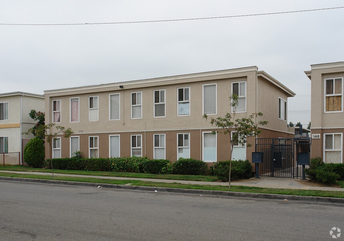 Foto del edificio - Century West Apartments
