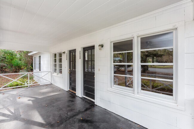 Foto del edificio - 2058 Thomasville Rd