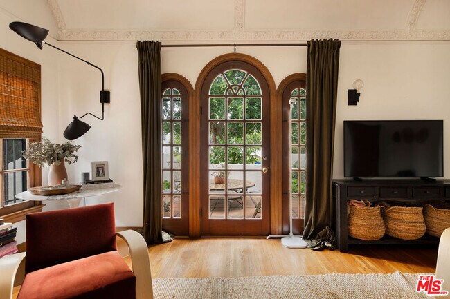 Foto del edificio - 127 N Gower St