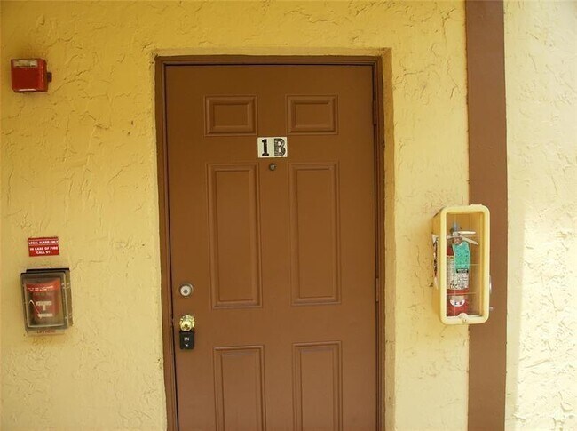 Foto del edificio - 2814 NW 55th Ave