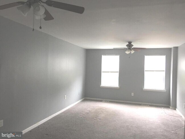 Foto del edificio - 3556 Woodhaven Rd