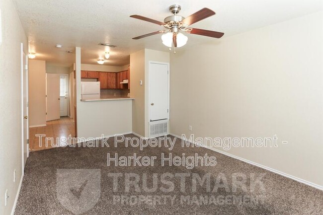 Building Photo - 2710 Vernice Loop