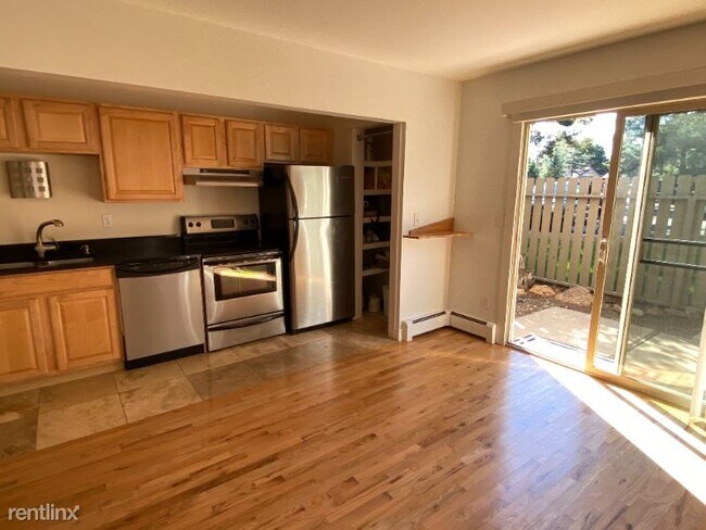 Building Photo - 1 br, 1 bath Condo - 8050 Niwot Rd 55 Unit 55