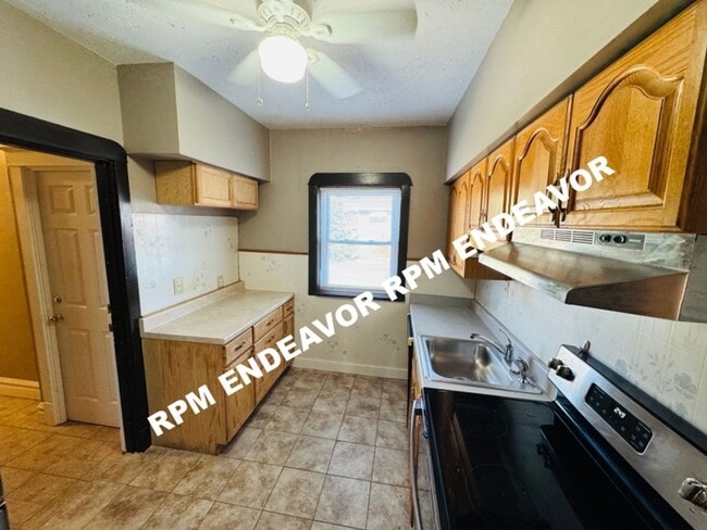 Building Photo - 5800 Goener Ave