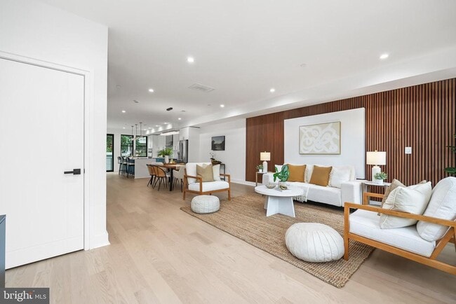 Building Photo - 4411 Illinois Ave NW