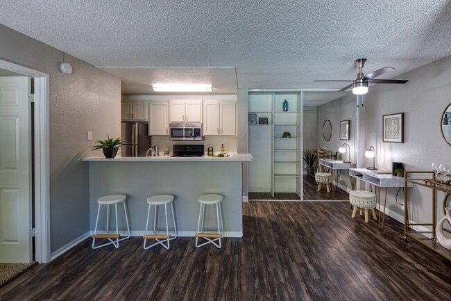 Building Photo - Falls at Arden