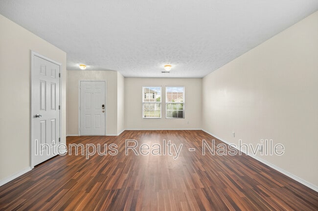 Building Photo - 3236 Woodpoint Dr