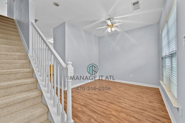 Building Photo - 2-bedroom, 2.5-bathroom Condominium in the heart of Peachtree Corners