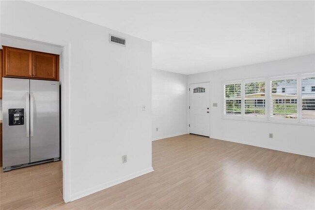 Foto del edificio - 3414 W Carrington St