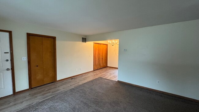 Building Photo - 401 West St