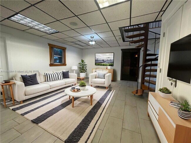 Foto del edificio - 285 SW 1st Ct