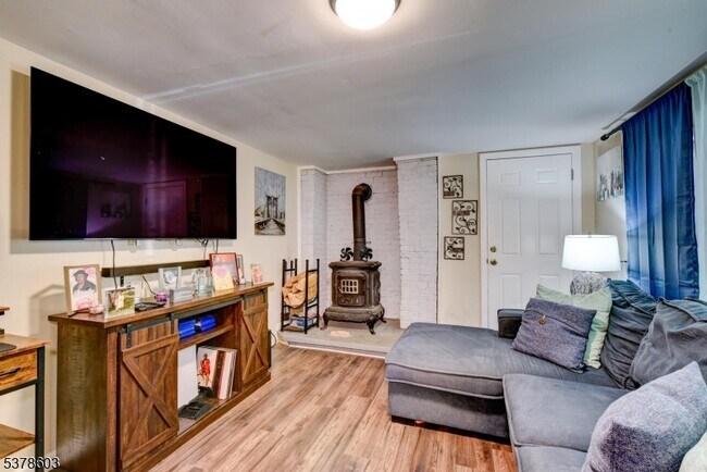 Foto del edificio - 605 County Rd 565