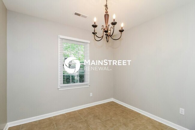 Foto del edificio - 3 Bedroom Pet-Friendly Home in Pfafftown, ...