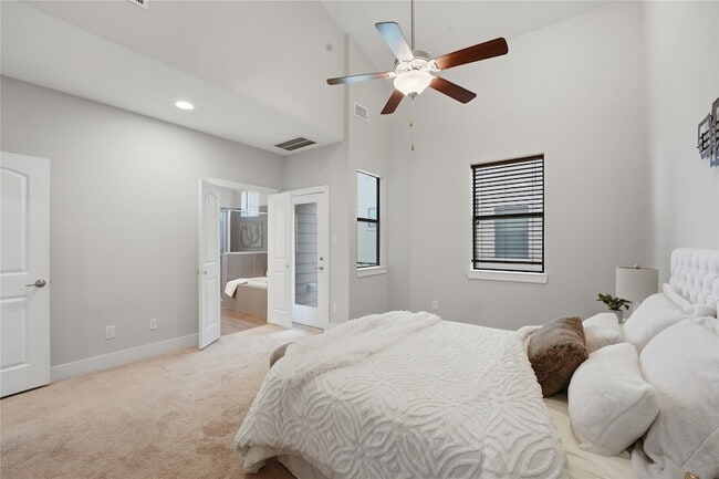 Photo - 1420 Wilson Street Unit House