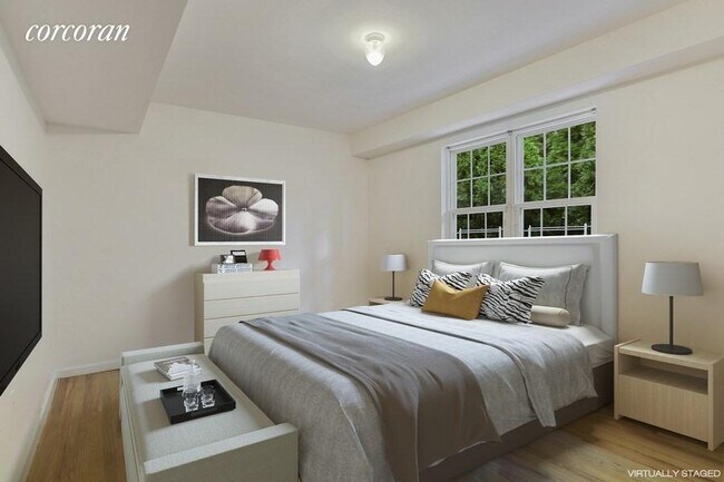 Foto del edificio - 1323 E 70th St