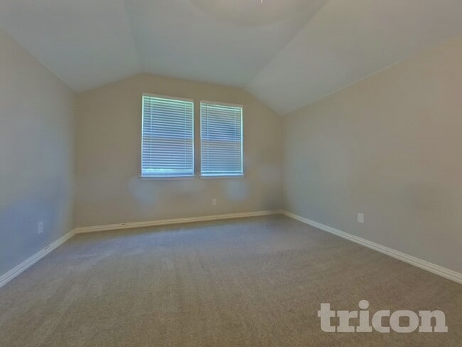 Building Photo - 5604 Nacona Dr
