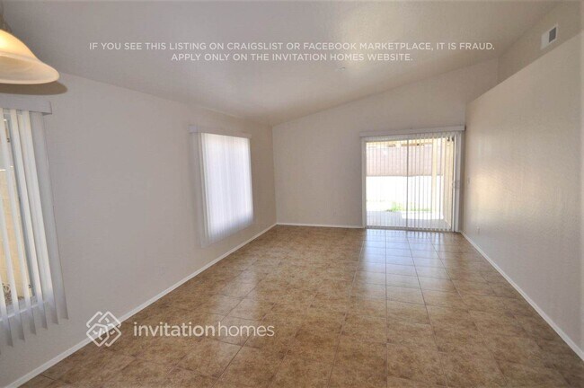Building Photo - 2745 W Pecan Rd