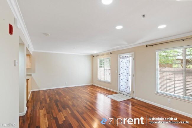 Building Photo - 2 br, 2.5 bath Condo - 623 E El Camino Rea...