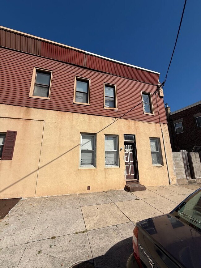 Building Photo - 2255 S Croskey St