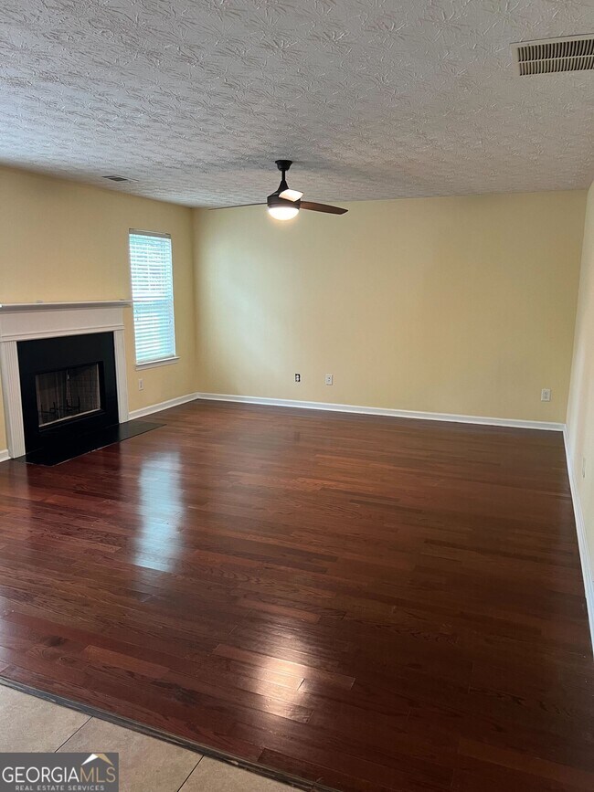 Foto del edificio - 3875 Hadley Rd