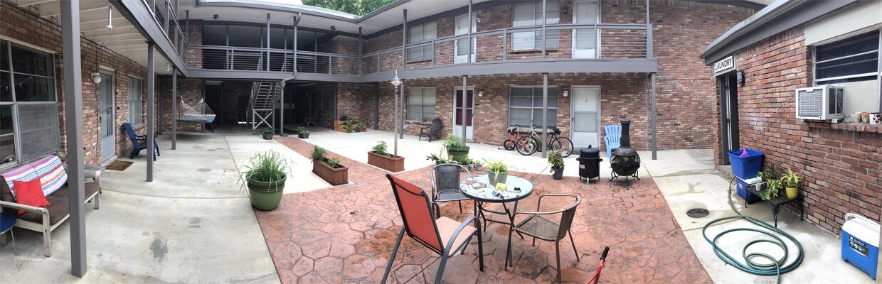 Foto del edificio - 1201 S Rockford Ave
