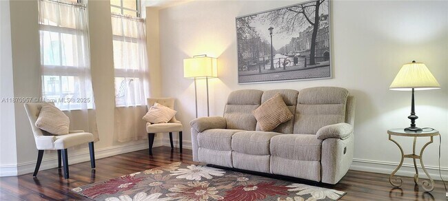 Foto del edificio - 3001 NE 185th St