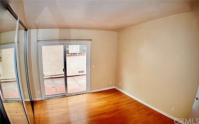 Building Photo - 10421 Hayford St