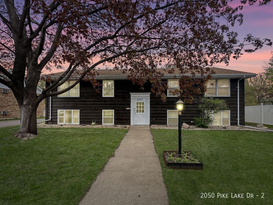 Foto principal - 2050 Pike Lake Dr