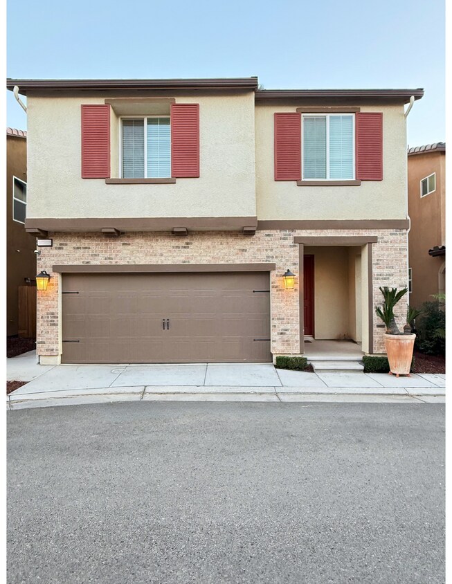 Foto del edificio - Turnkey Modern Riverstone Home – 3 Bed + L...