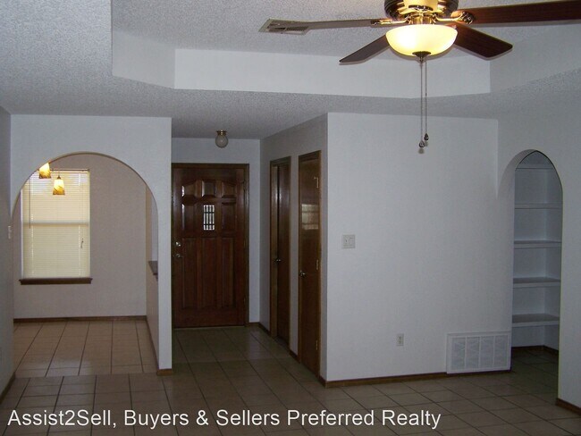 Building Photo - 3 br, 2 bath House - 902 Mimosa Ave.