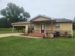 Primary Photo - 20 Castleberry Ln