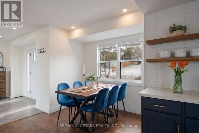 Photo du bâtiment - 181 Cedar Grove Dr